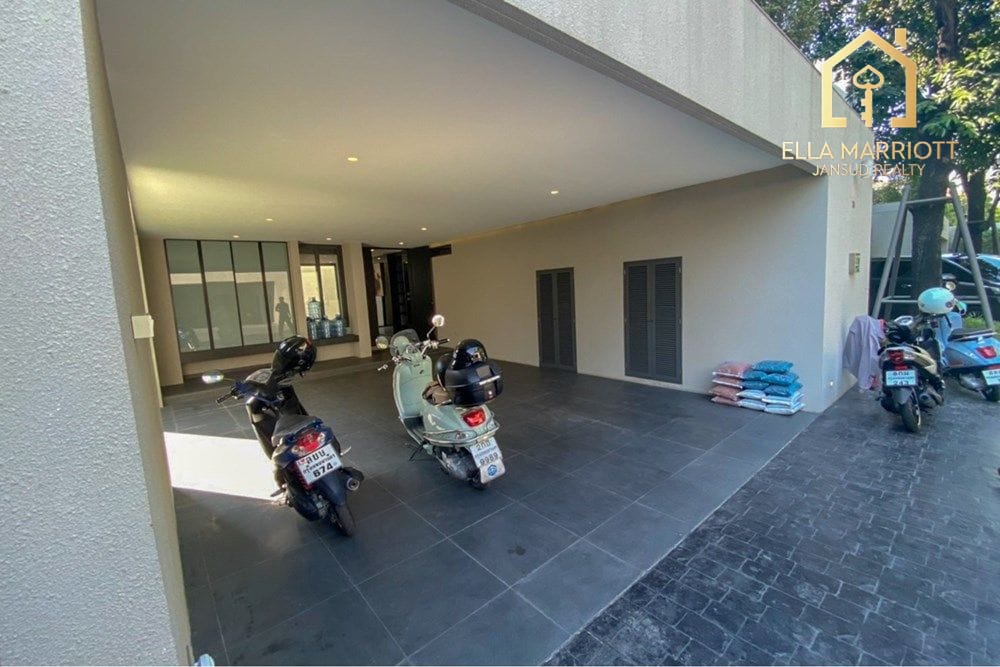 เช่า 5 ห้องนอน 5 ห้องน้ำ บ้าน ใน สุขุมวิท, กรุงเทพฯ 2