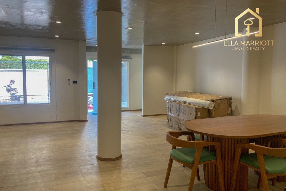 Haustierfreundliches Reihenhaus zur Miete nahe BTS Phrom Phong, Sukhumvit 26 2