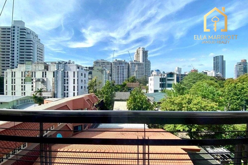 3-Schlafzimmer Reihenhaus in Thonglor - 260qm mit Mezzanin 3