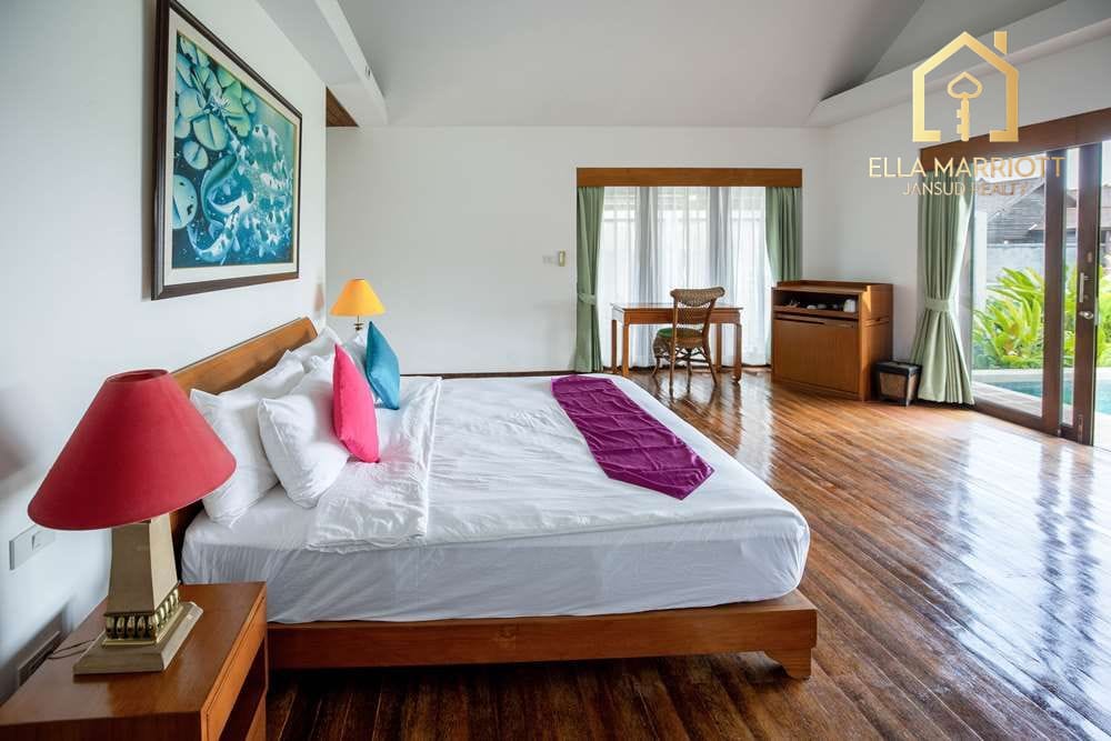 15 Rai Resort with 56 Bungalows for Sale in Mae Nam - 250M 21
