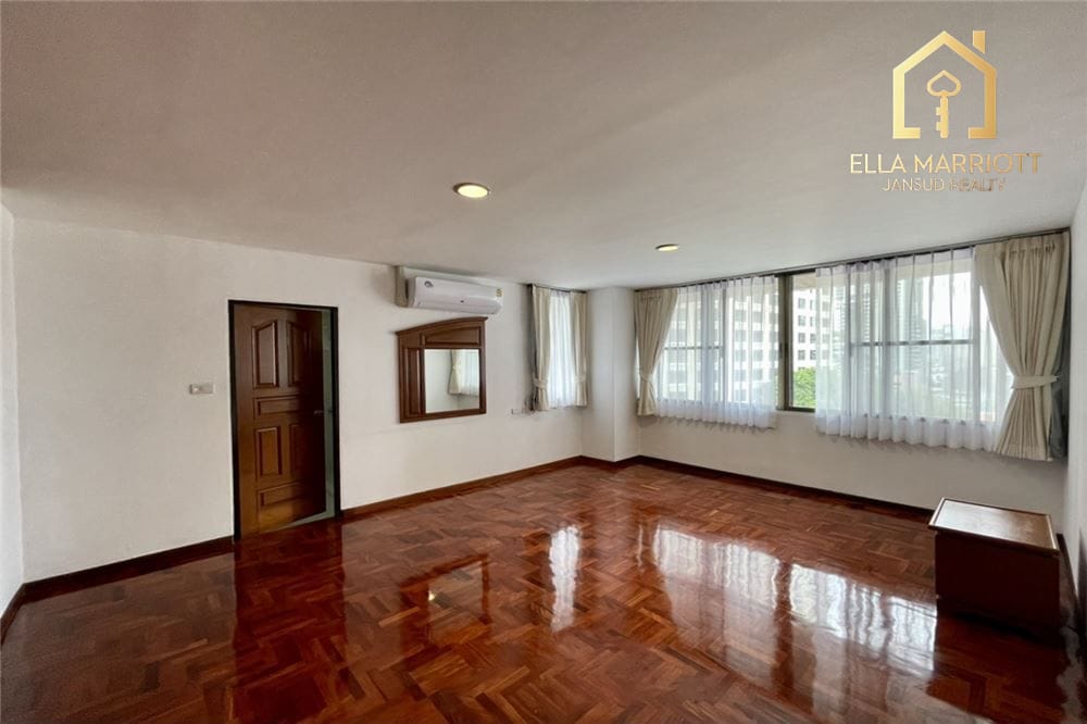 For Rent | Spacious 3-Beds Apartment | Pet Friendly 7