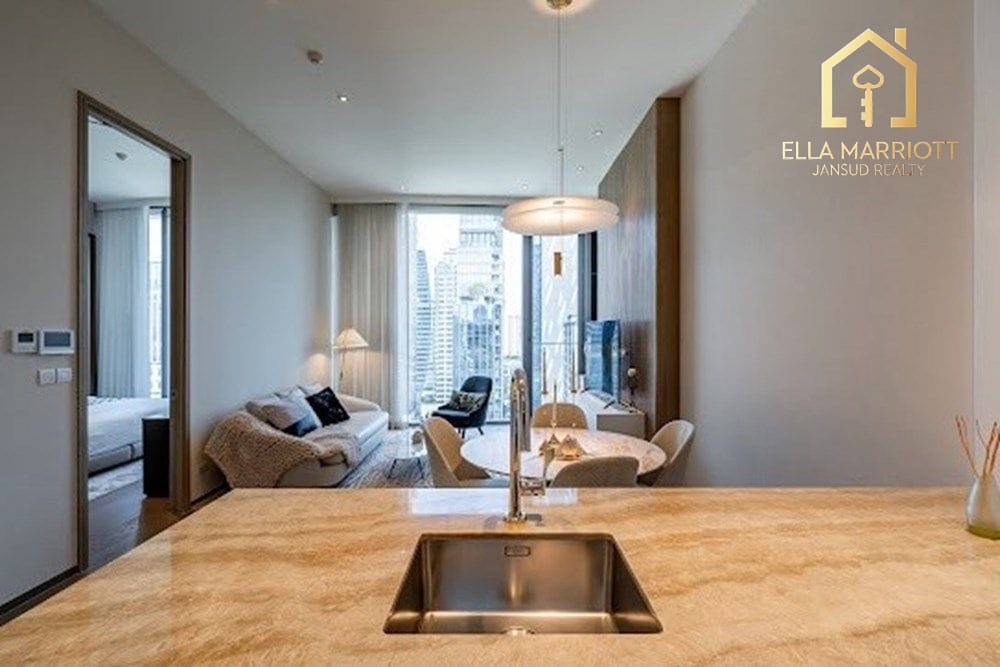Luxurious Bangkok Condo: Prime Urban Living 7