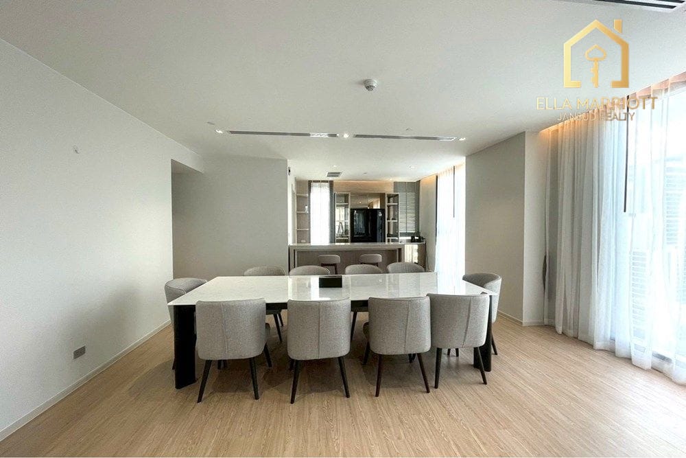 4BR Sky Villa | 335sqm + Private Garden | Apartment | Pet-Friendly 2
