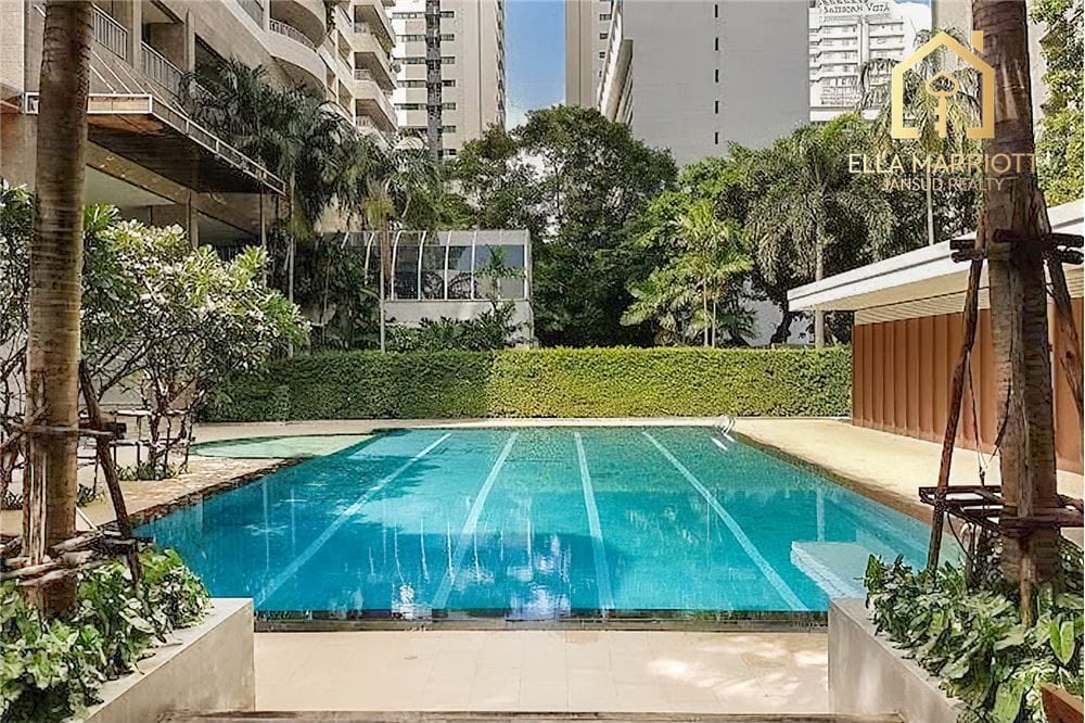 2BR + Maid | Sathorn Park Place | Near MRT Lumphini | 100K 15