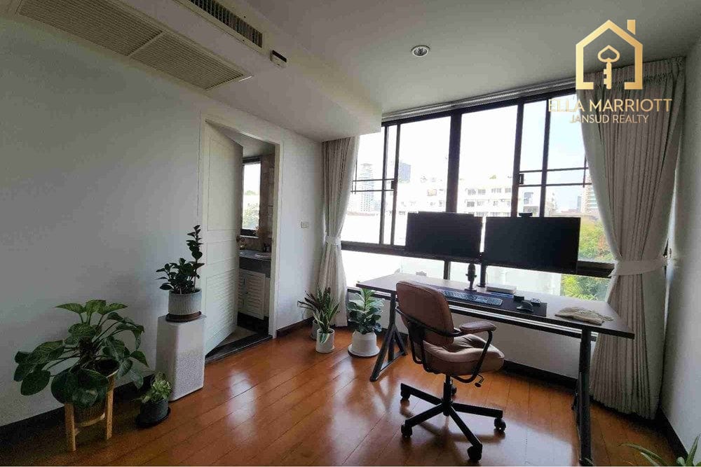 Haustierfreundliche 2-Zimmer-Eigentumswohnung in Sukhumvit – 17 Gehminuten zu BTS Phrom Phong & Samitivej 11