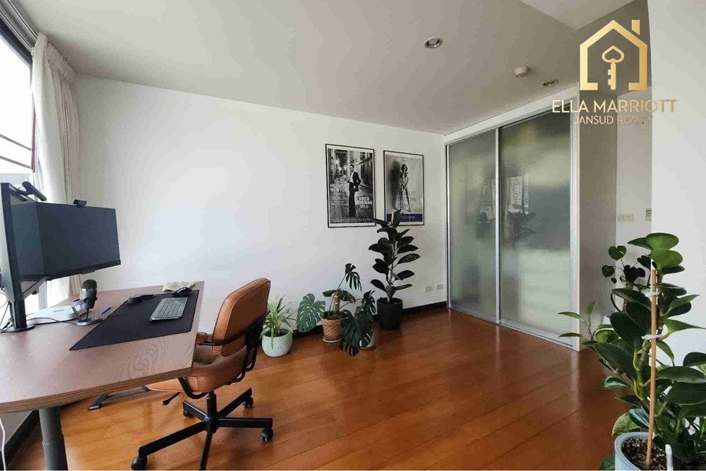 Haustierfreundliche 2-Zimmer-Eigentumswohnung in Sukhumvit – 17 Gehminuten zu BTS Phrom Phong & Samitivej 12