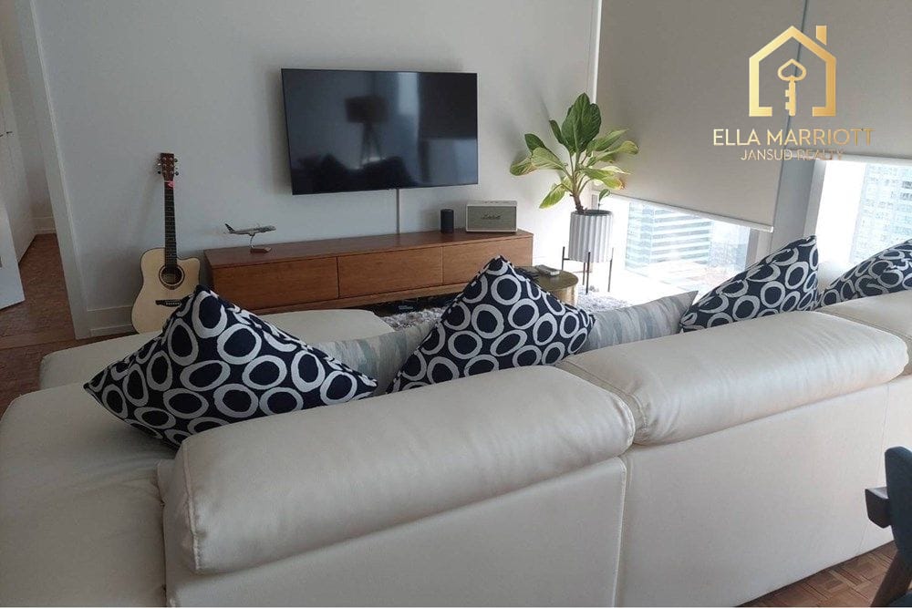 143sqm 2BR | The Ritz-Carlton Residences | 33rd Floor | 160K 3