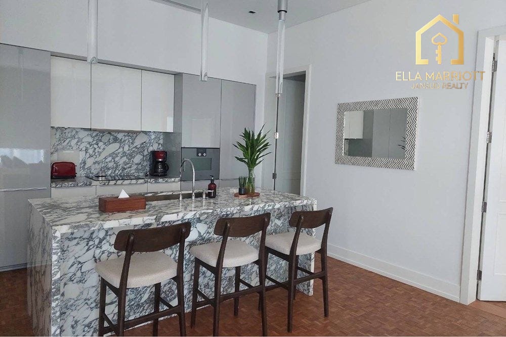 143sqm 2BR | The Ritz-Carlton Residences | 33rd Floor | 160K 4