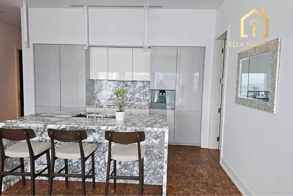 143sqm 2BR | The Ritz-Carlton Residences | 33rd Floor | 160K 5