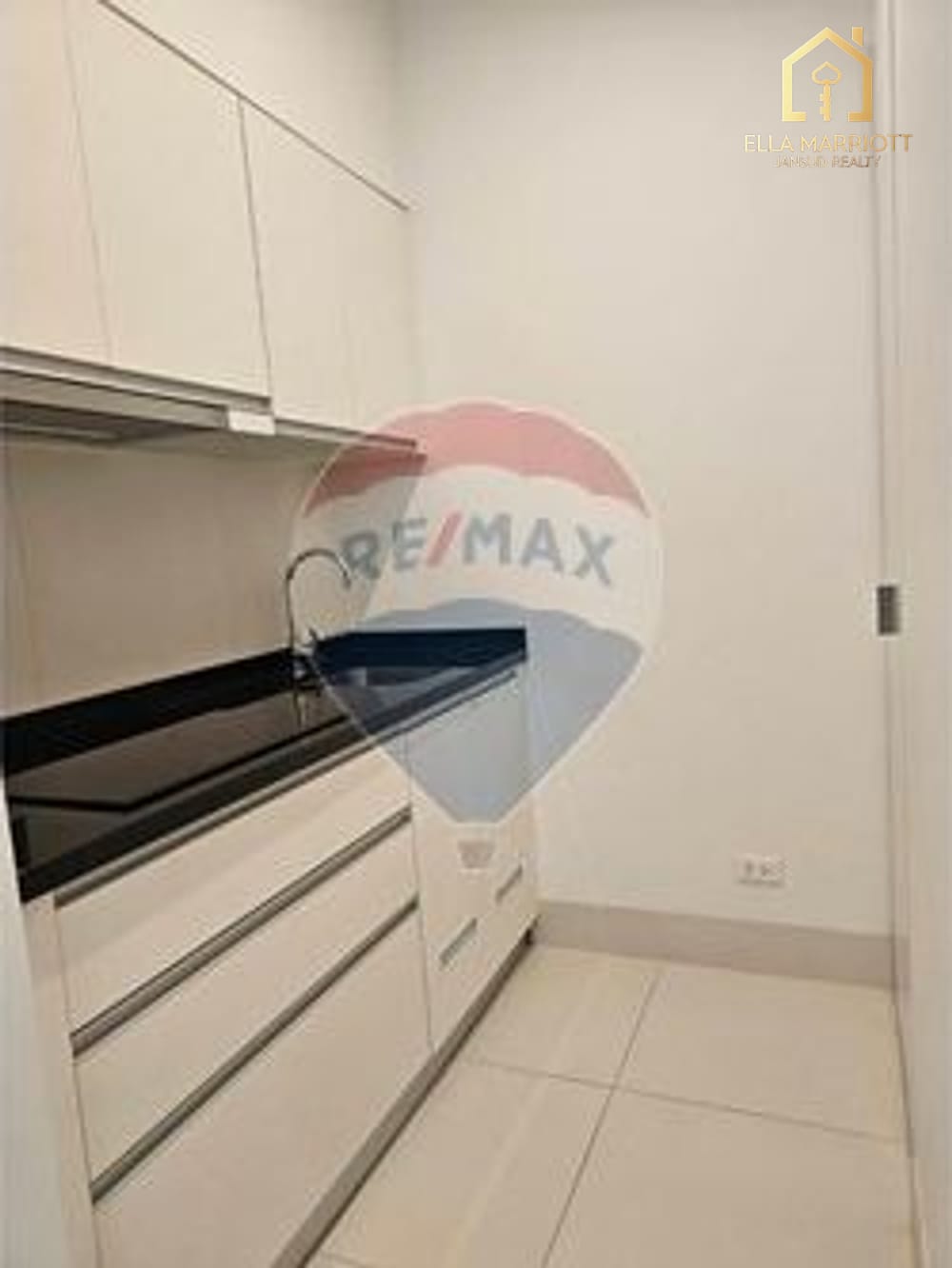 143sqm 2BR | The Ritz-Carlton Residences | 33rd Floor | 160K 8
