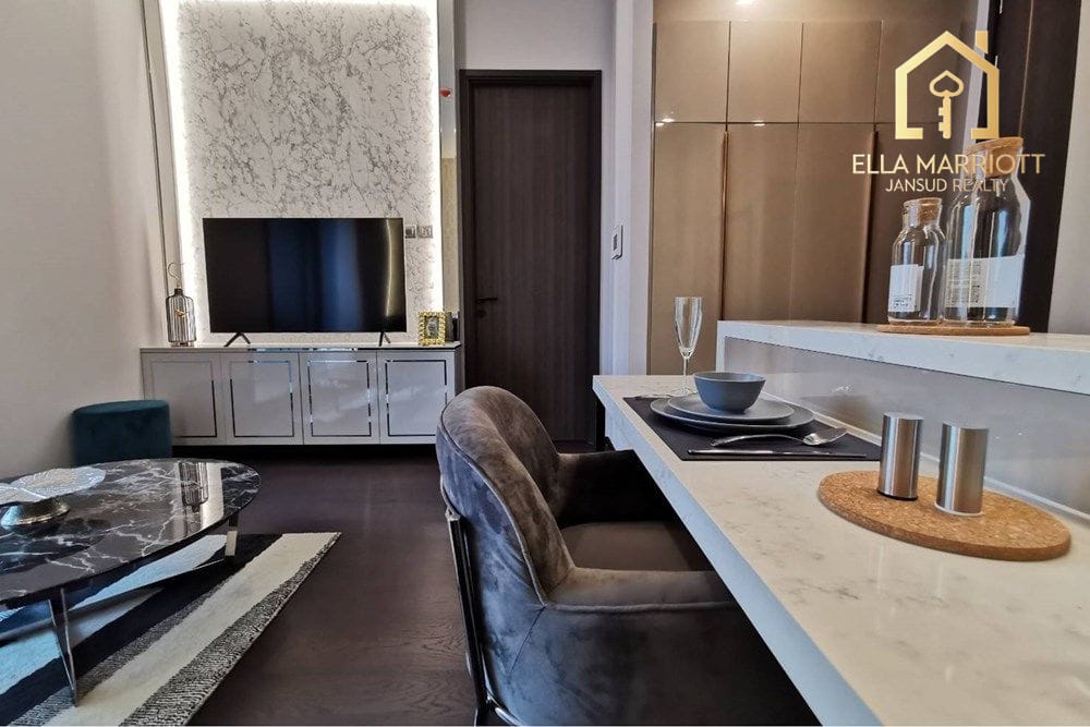 Rent 50K | LAVIQ Sukhumvit 57 | 44sqm 1BR | 18th Fl | 2 Car Parking 3