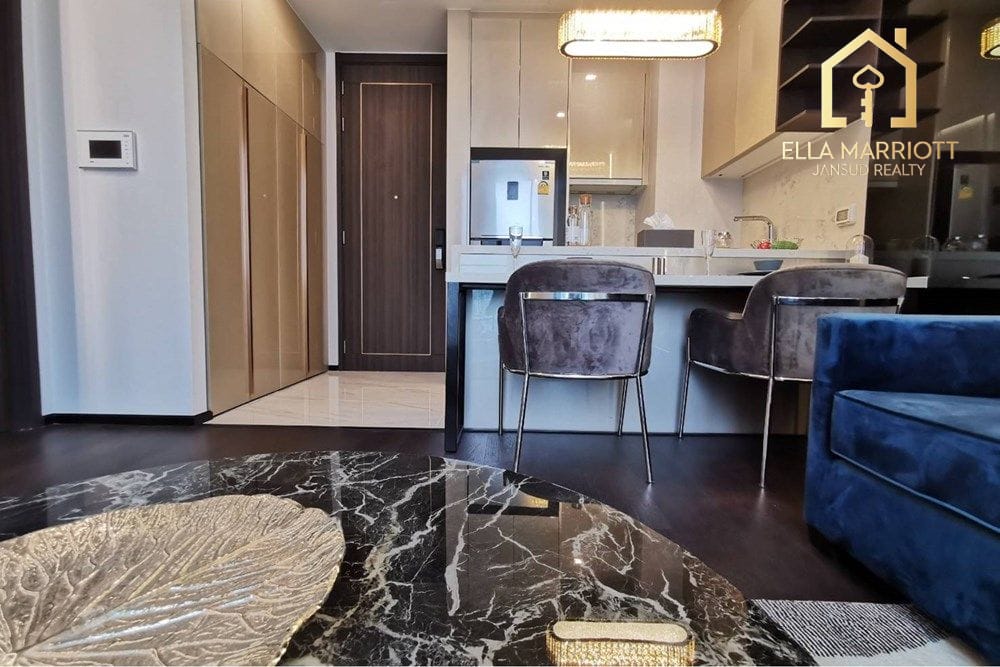 Rent 50K | LAVIQ Sukhumvit 57 | 44sqm 1BR | 18th Fl | 2 Car Parking 4