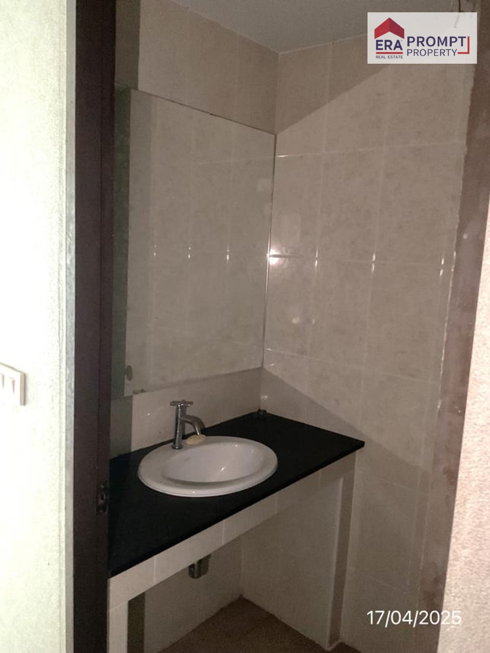 NPA ขาย เดอบลู รีสอร์ท แอนด์ คอนโดมิเนียม เฟส 1 (De Blue Resort and Condominium Phase 1) 6
