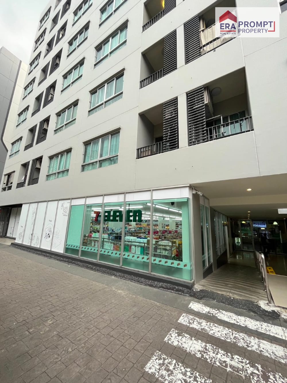 Condo for Sale: Elio Del Ray – Start your new life in a prime Sukhumvit 64 location. Beautiful, ready-to-move-in unit at an affordable price. Enjoy a peaceful atmosphere with full facilities for a simple yet fulfilling lifestyle. 25