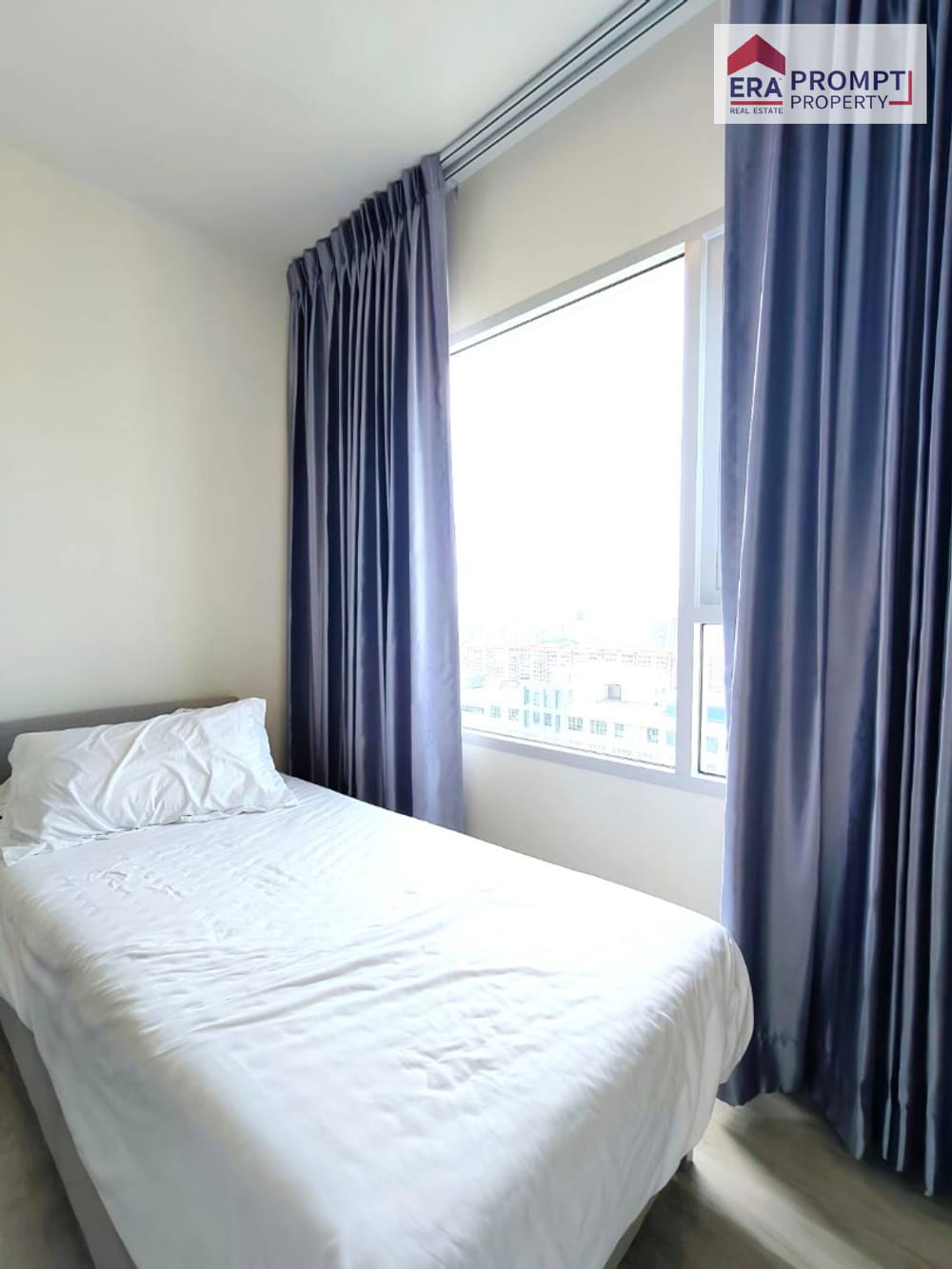 For Sale: Niche MONO Ramkhamhaeng Condominium Experience elevated living with one of the largest facility zones in Ramkhamhaeng — designed for every lifestyle. Bright, airy corner unit with modern design, relaxing atmosphere, and a beautiful open view. 7