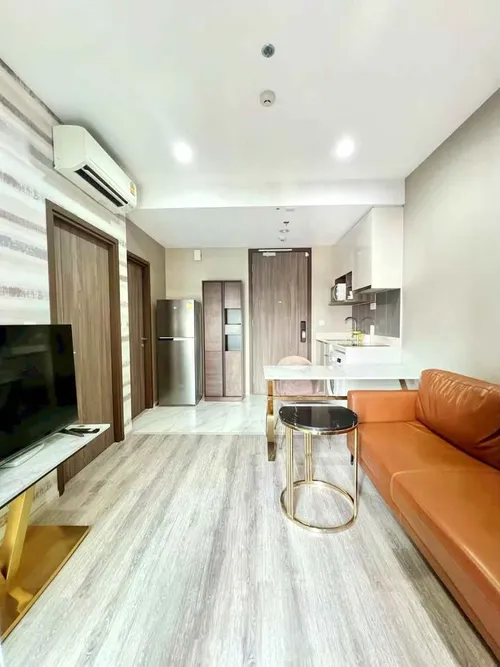 for-sale-for-rent-ideo-mobi-asoke-corner-unit-or-prime-asoke-location-era-pp-185