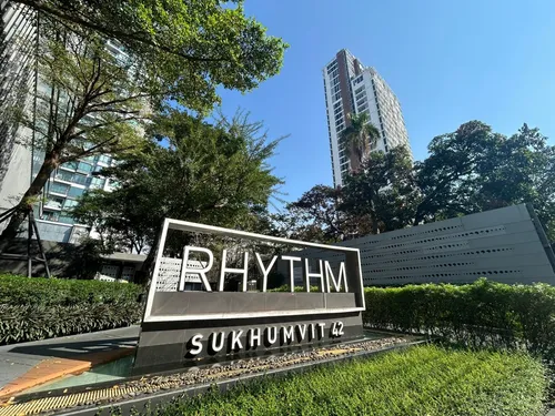 npa-condominium-for-sale-rhythm-sukhumvit-42-directly-connected-to-bts-ekkamai-offering-seamless-access-to-every-lifestyle-in-the-heart-of-sukhumvit-era-pp-190