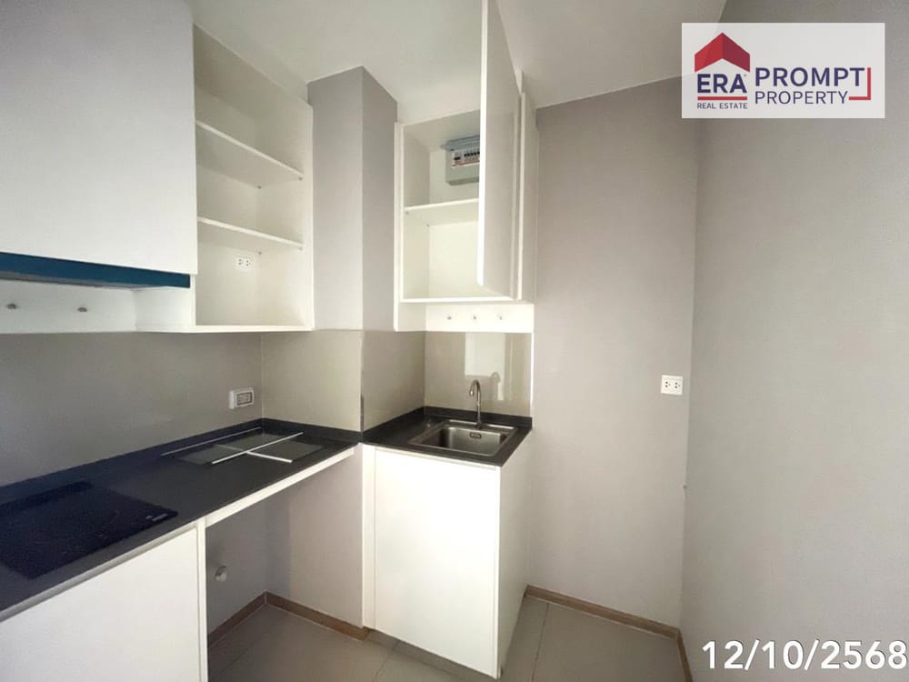 NPA For Sale The Tree Huamak Interchange Ready-to-move-in condo in a popular location, close to MRT Huamak Station, ideal for both living and investment. 2