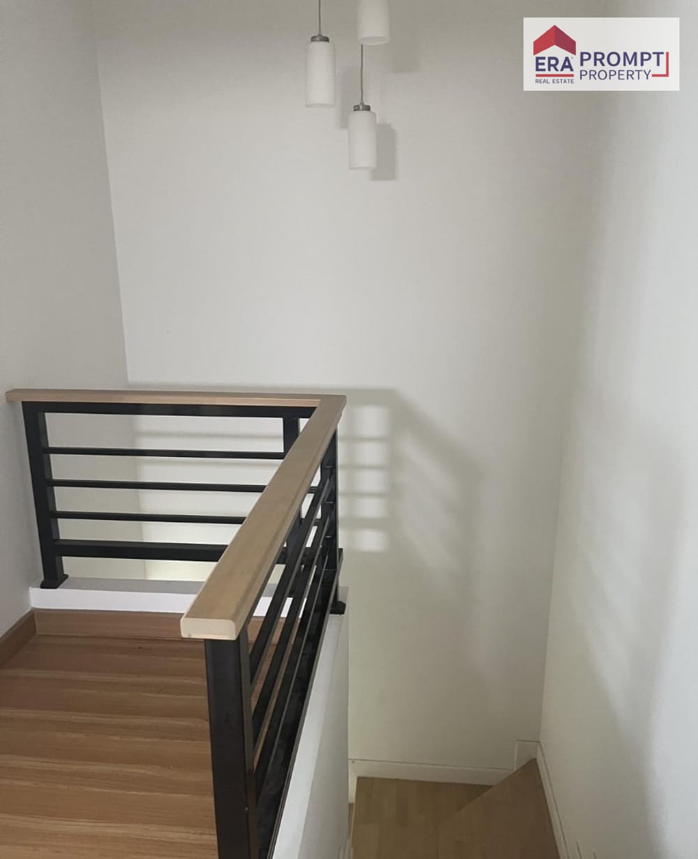NPA For Sale Townhome for Sale – Baanfah Piyarom Tendro Wongwaen–Lumlukka Klong 6 7