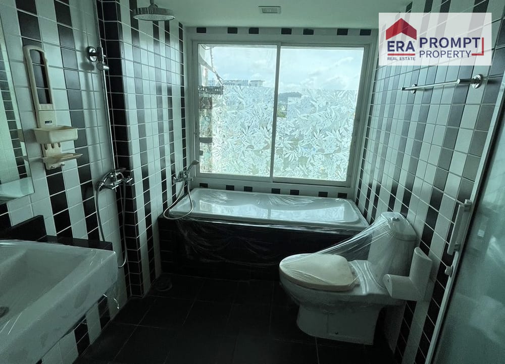 NPA Hot Deal – The Wide Condo Phuket City-center condo in Phuket at a special below-market price, ideal for both living and investment 6
