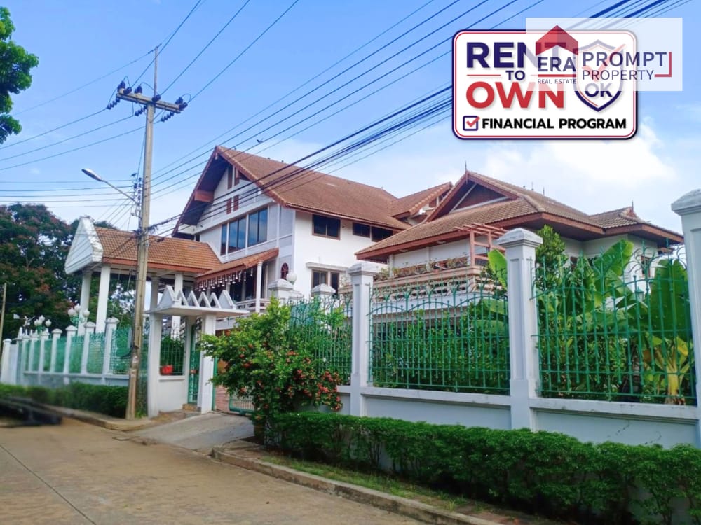 Spacious 11-Bedroom House for Sale 2