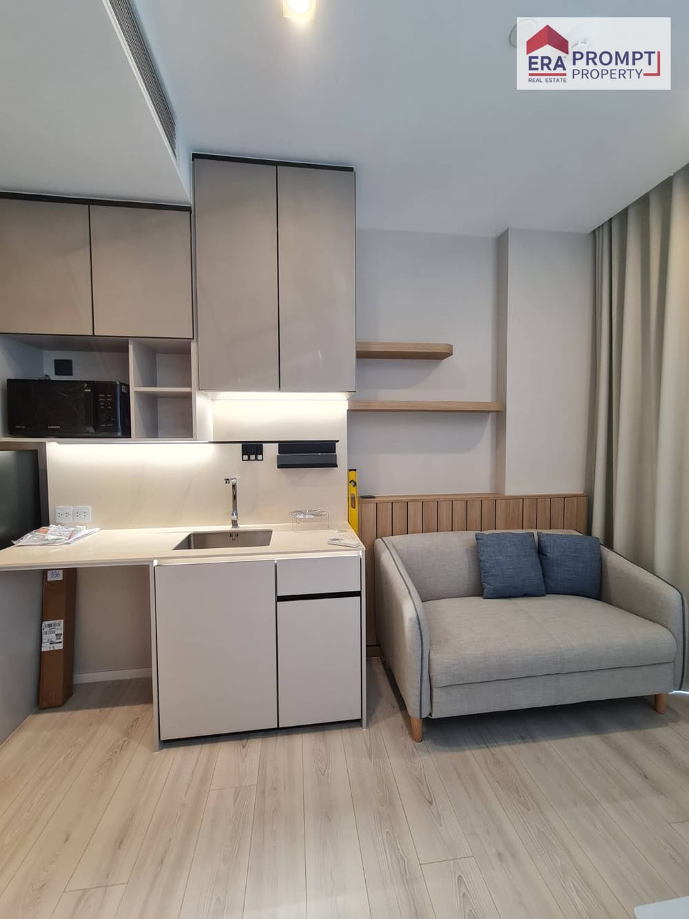 The Room Phayathai for Rent | Beautiful High-Floor City View 10