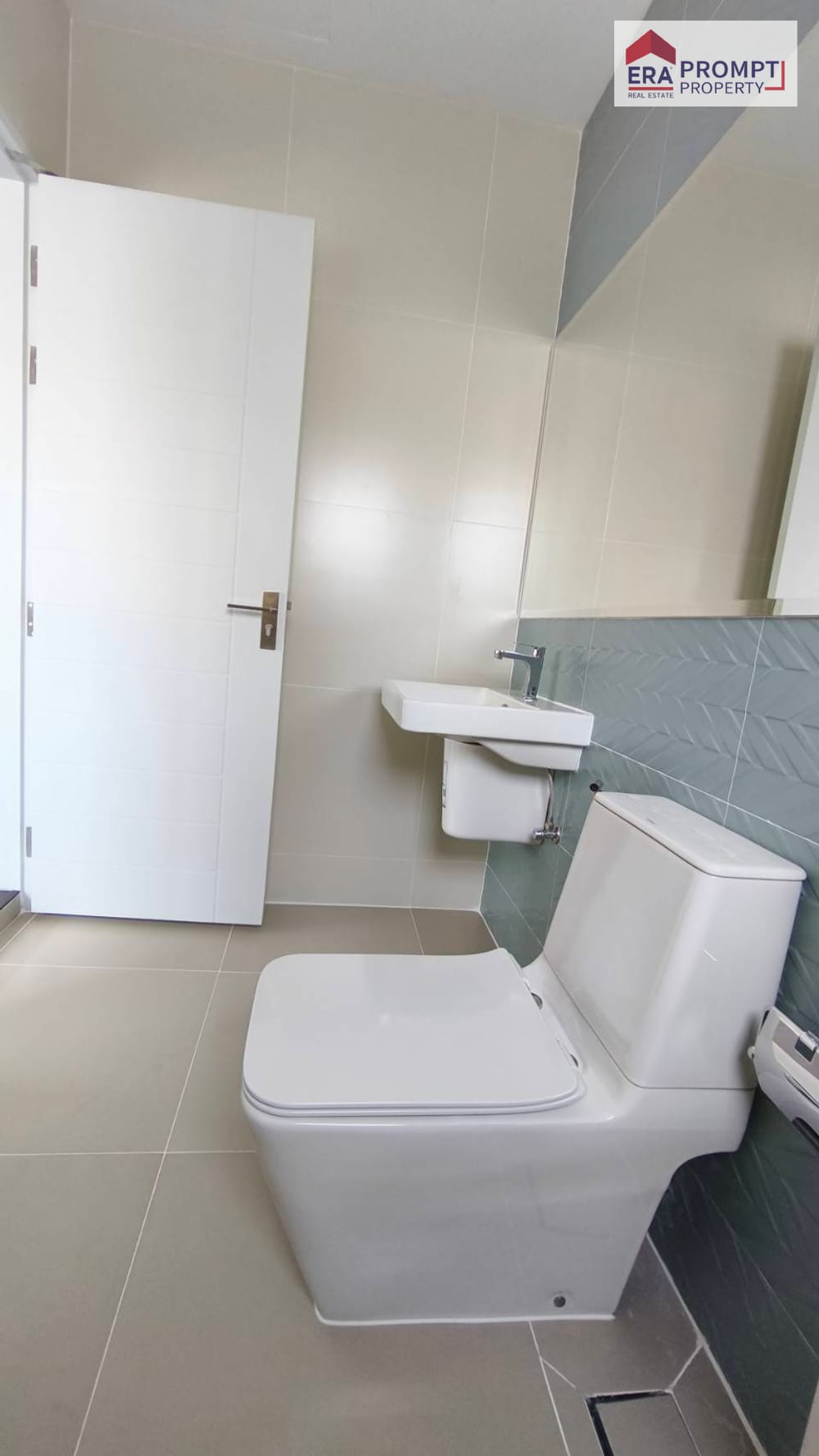 Продаю 4-к. дом, 180м², 2/2 эт. ЖК Bangkok Boulevard Ramkhamhaeng-Wongwaen 15