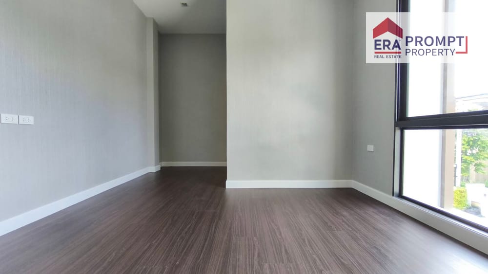 Продаю 4-к. дом, 180м², 2/2 эт. ЖК Bangkok Boulevard Ramkhamhaeng-Wongwaen 5