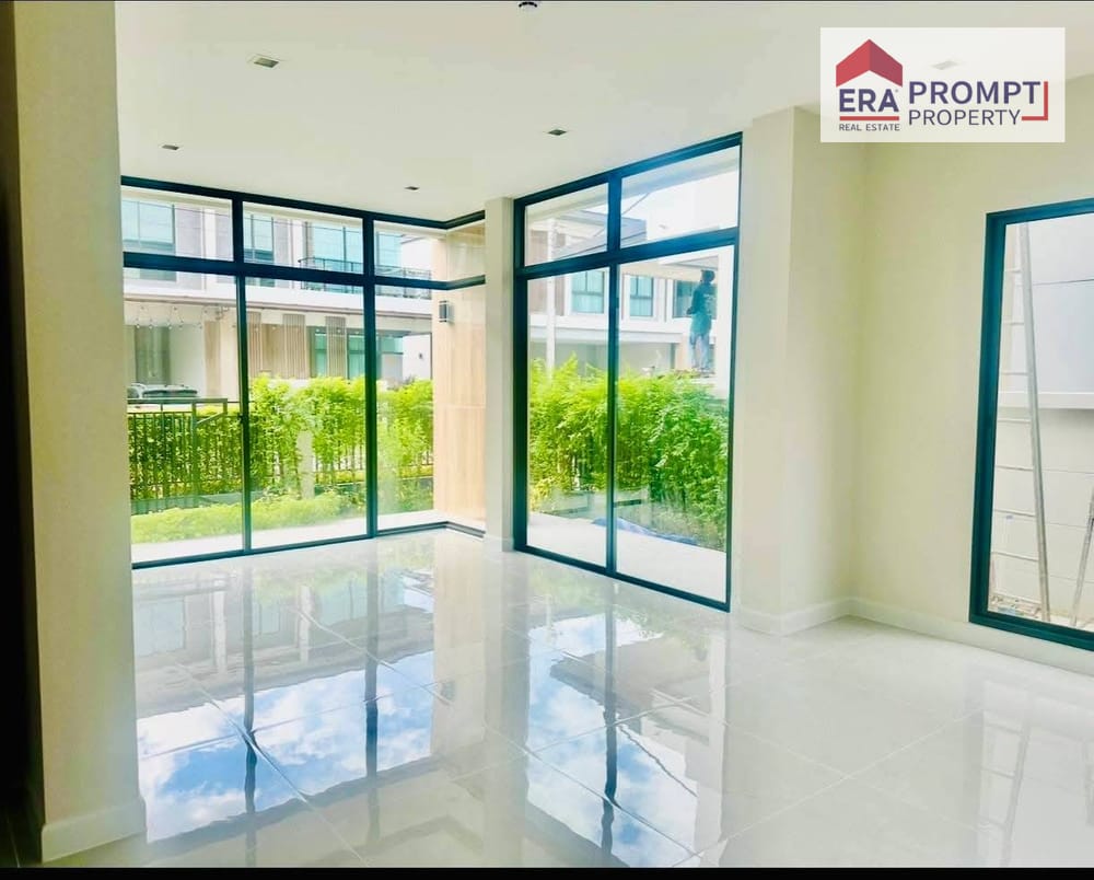 Продаю 4-к. дом, 180м², 2/2 эт. ЖК Bangkok Boulevard Ramkhamhaeng-Wongwaen 9