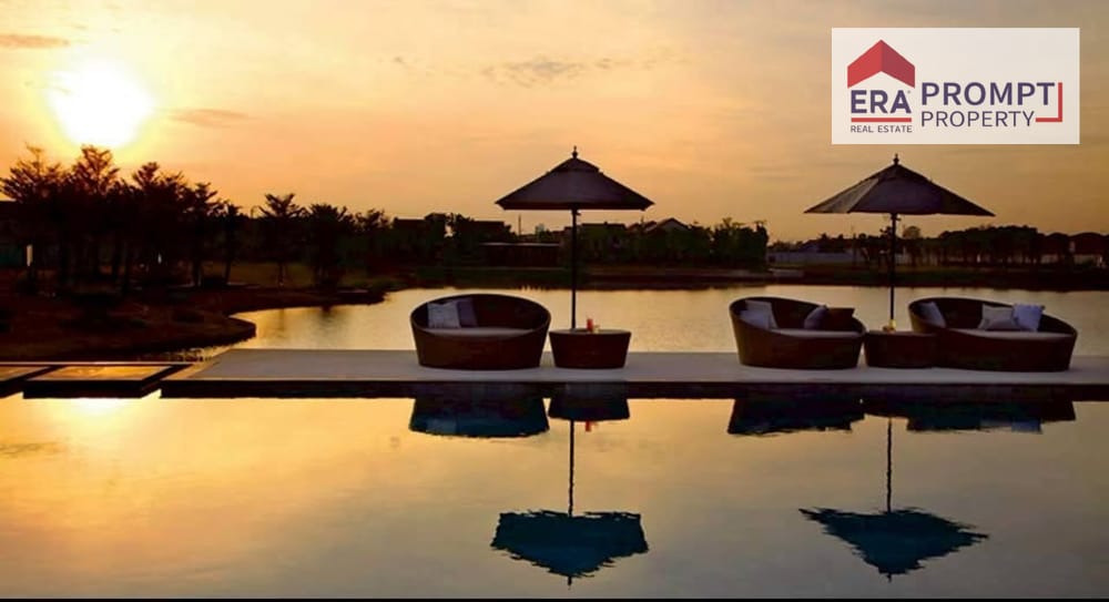 Luxury House for Sale/Rent in the Lakeside Zone | Mantana Lake Watcharapol 25