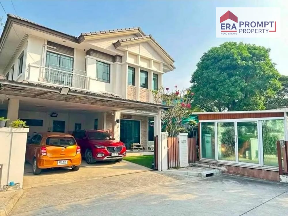 Luxury House for Sale/Rent in the Lakeside Zone | Mantana Lake Watcharapol 2
