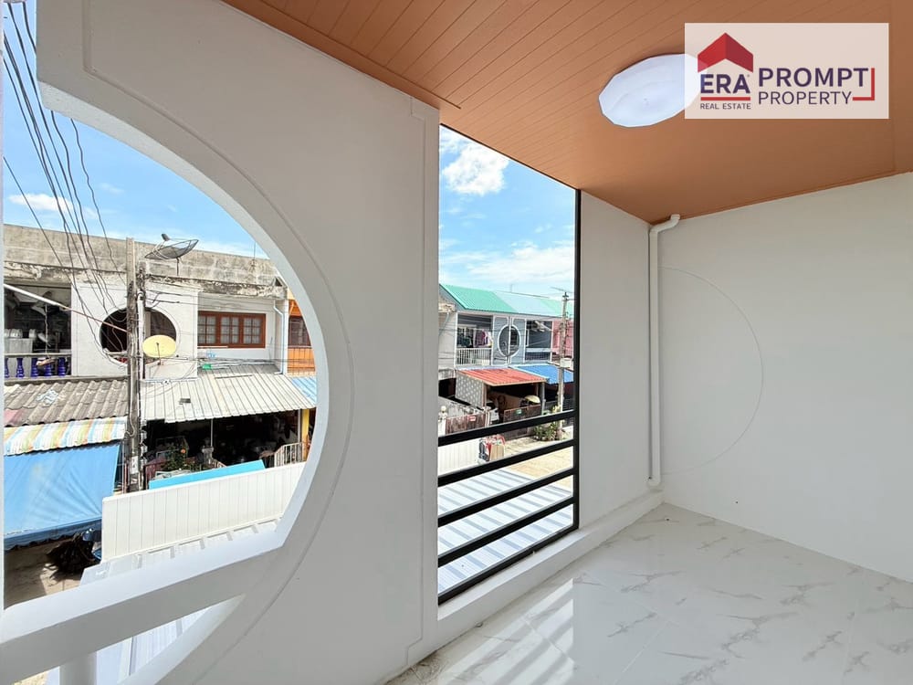ขายทาวน์เฮาส์ 2 ชั้น หมู่บ้านจิรธร รามคำแหง 152 | ฟรีโอน 16