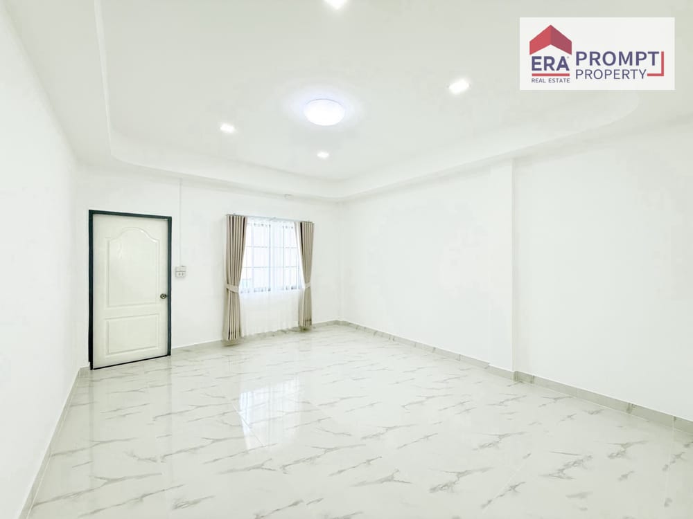 ขายทาวน์เฮาส์ 2 ชั้น หมู่บ้านจิรธร รามคำแหง 152 | ฟรีโอน 13