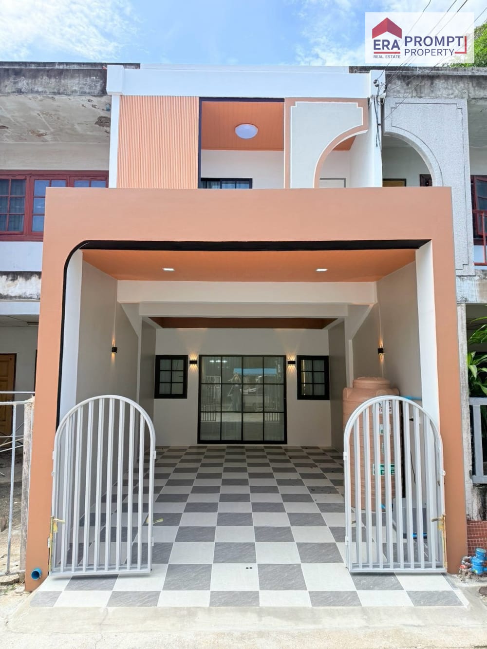 ขายทาวน์เฮาส์ 2 ชั้น หมู่บ้านจิรธร รามคำแหง 152 | ฟรีโอน 2