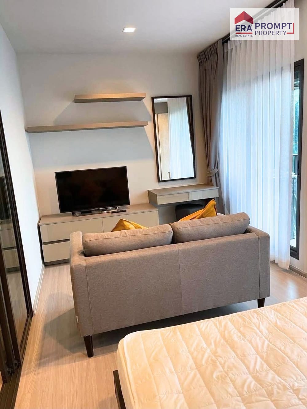  Life Asoke Rama 9 Condo for Rent | Beautifully Furnished, High Floor & Ready to Move In 6