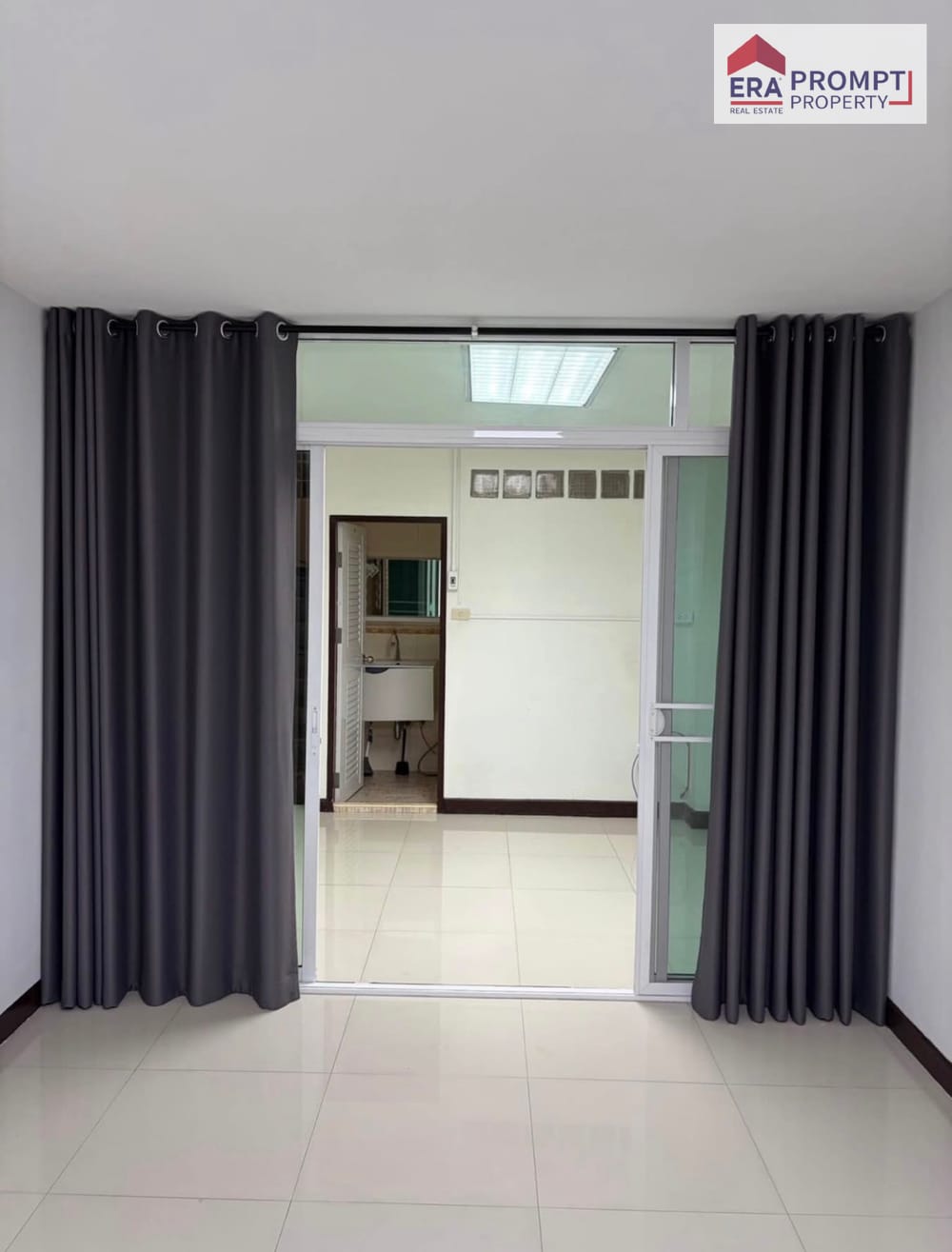 Сдам 4-к. помещение свободного назначения, 200м², 3/4 эт., ЖК Home Office Sukhumvit 93 3