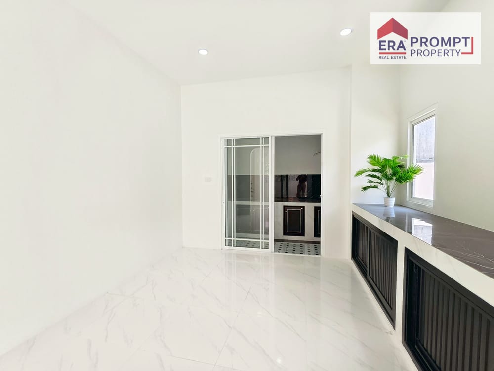   Urgent! Minimalist-Style Detached House with Spacious Living Area — Only THB 5.59 Million! 🎉 9