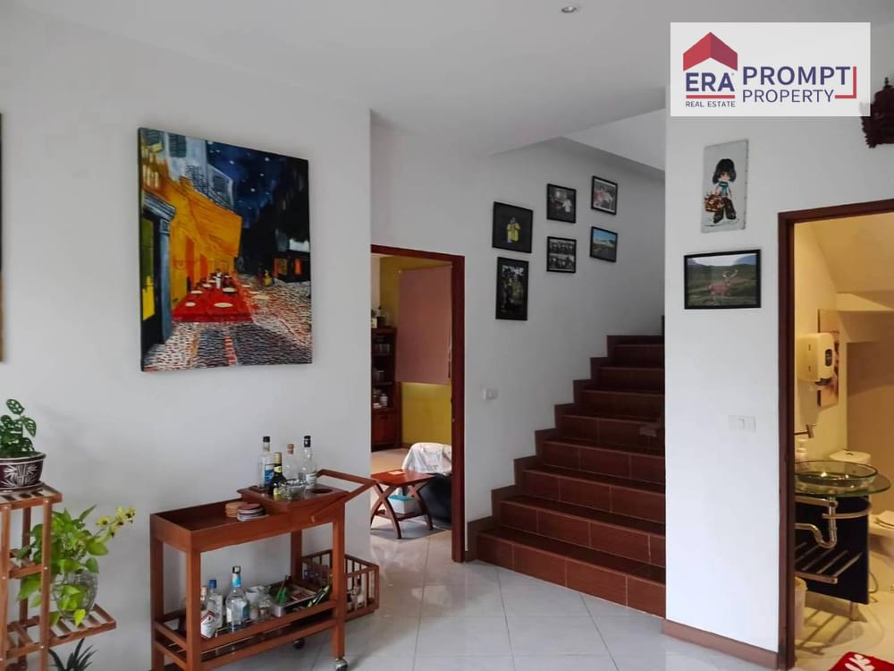 🏡 Stunning 2-Story European-Style Detached House for Sale! 12.5 Million ✨ 5
