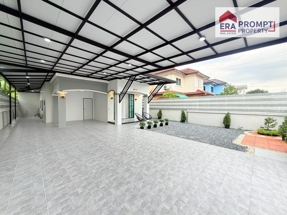  Spacious 5-Bedroom Renovated House, Ready to Move In | KC Garden Home 9 19