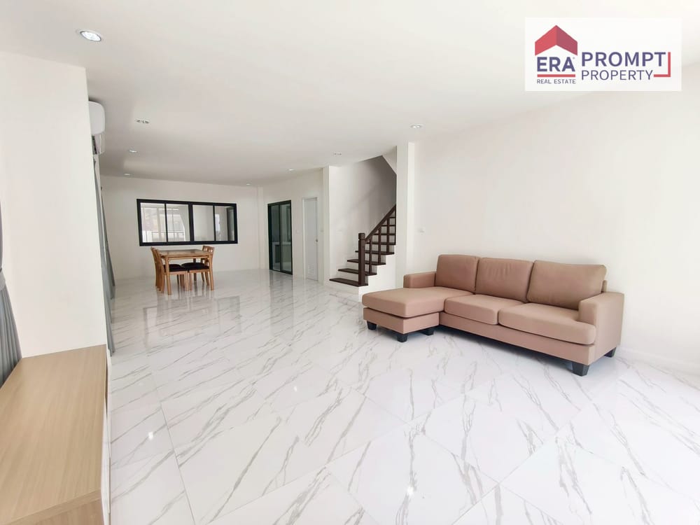 🏡✨ Beautiful Ready-to-Move-In Home! Just Bring Your Bags! Newly Renovated Minimalist Twin House 5.39 Million 9