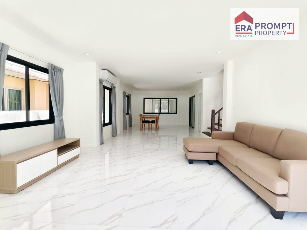 🏡✨ Beautiful Ready-to-Move-In Home! Just Bring Your Bags! Newly Renovated Minimalist Twin House 5.39 Million 10