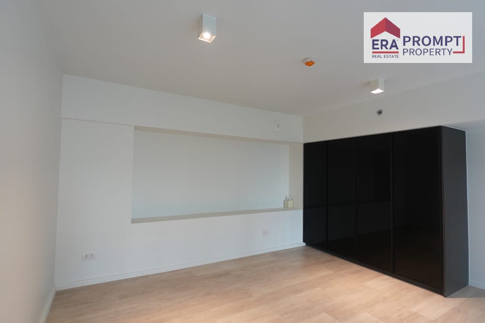 🏙️ FOR SALE: THE LOFTS SILOM | LOFT STYLE CONDO IN SILOM 4
