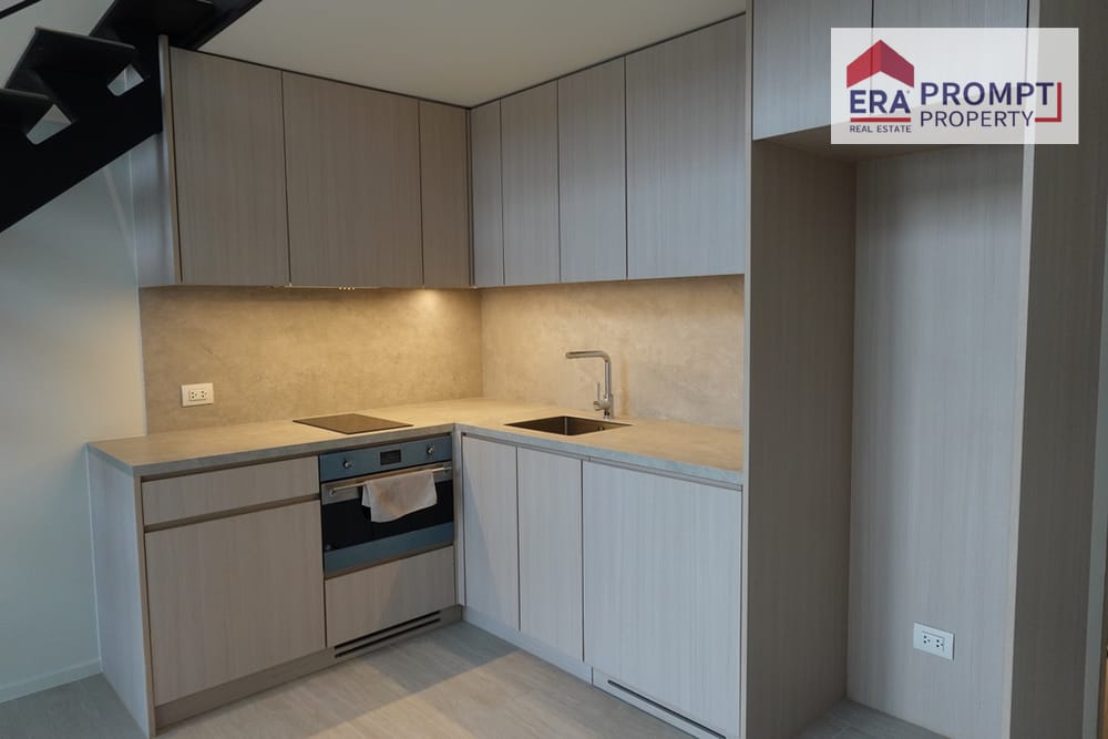 🏙️ FOR SALE: THE LOFTS SILOM | LOFT STYLE CONDO IN SILOM 3