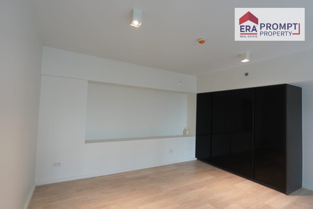 🏙️ FOR SALE: THE LOFTS SILOM | LOFT STYLE CONDO IN SILOM 9