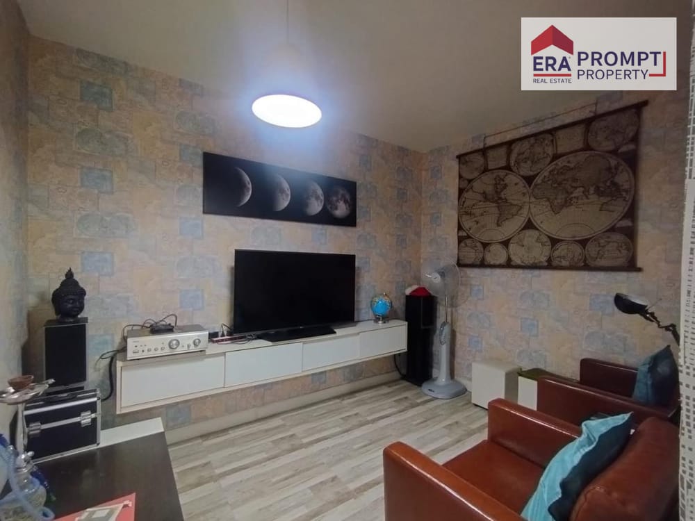 A rare find! Beautifully designed 2-storey house with private home theater and extended kitchen, located in a prime residential area just minutes from Central Rama 2. 11