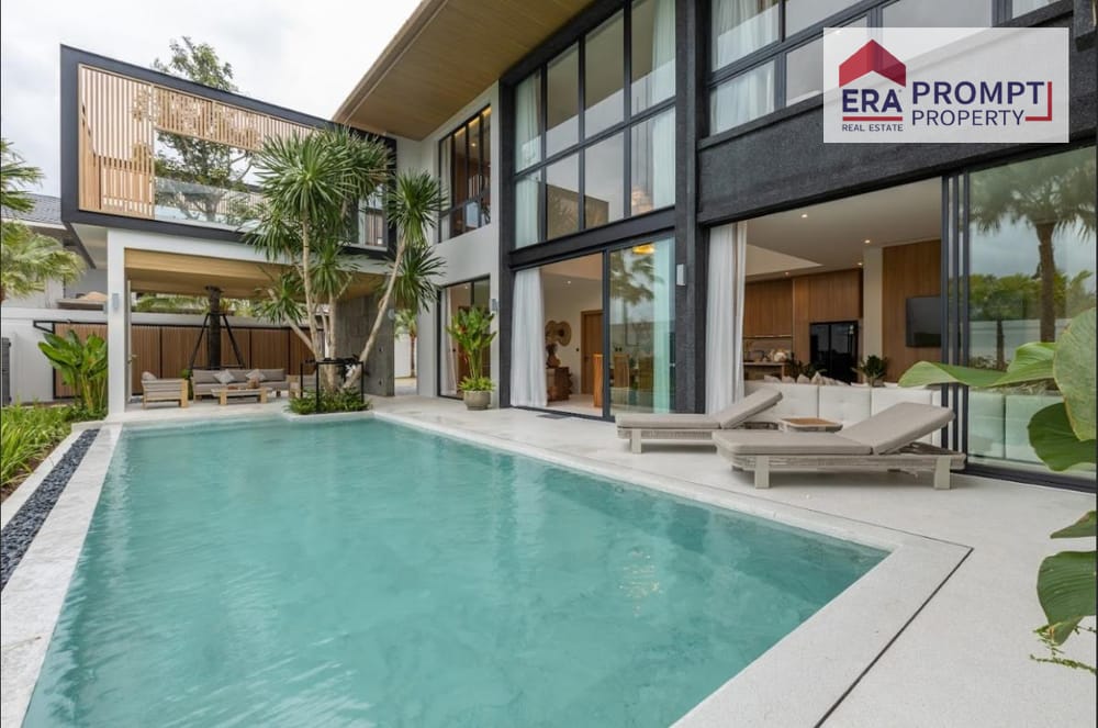 Mouana Grande Chalong Bay Experience unparalleled luxury with a 2-story pool villa overlooking Chalong Bay 3
