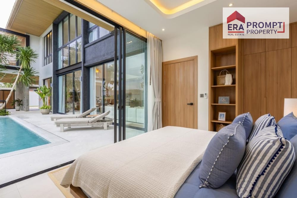 Mouana Grande Chalong Bay Experience unparalleled luxury with a 2-story pool villa overlooking Chalong Bay 24
