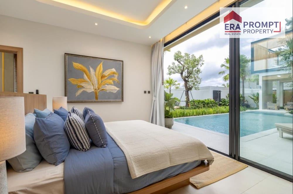 Mouana Grande Chalong Bay Experience unparalleled luxury with a 2-story pool villa overlooking Chalong Bay 29