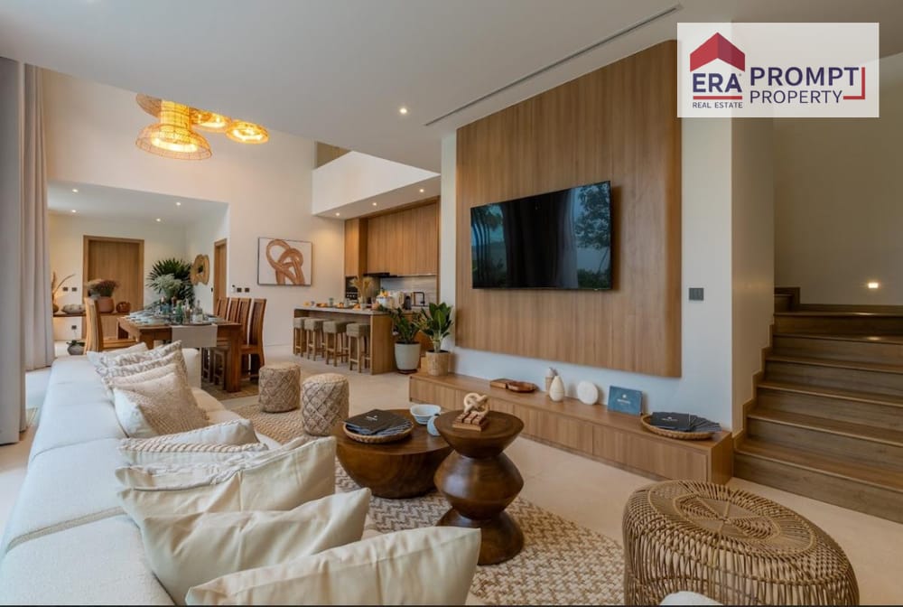 Mouana Grande Chalong Bay Experience unparalleled luxury with a 2-story pool villa overlooking Chalong Bay 6