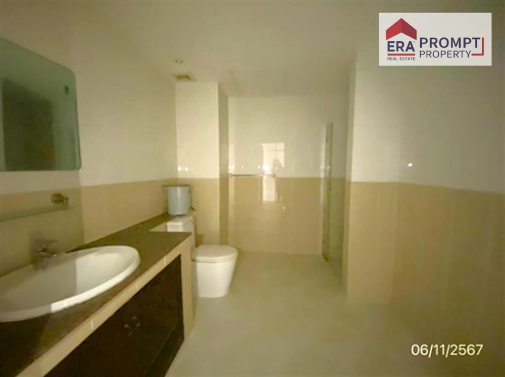 Condo for Sale – Emerald Palace Condominium 4